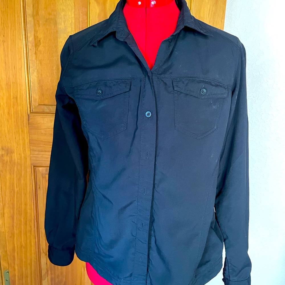 Combia Omni shade outdoor shirt size small